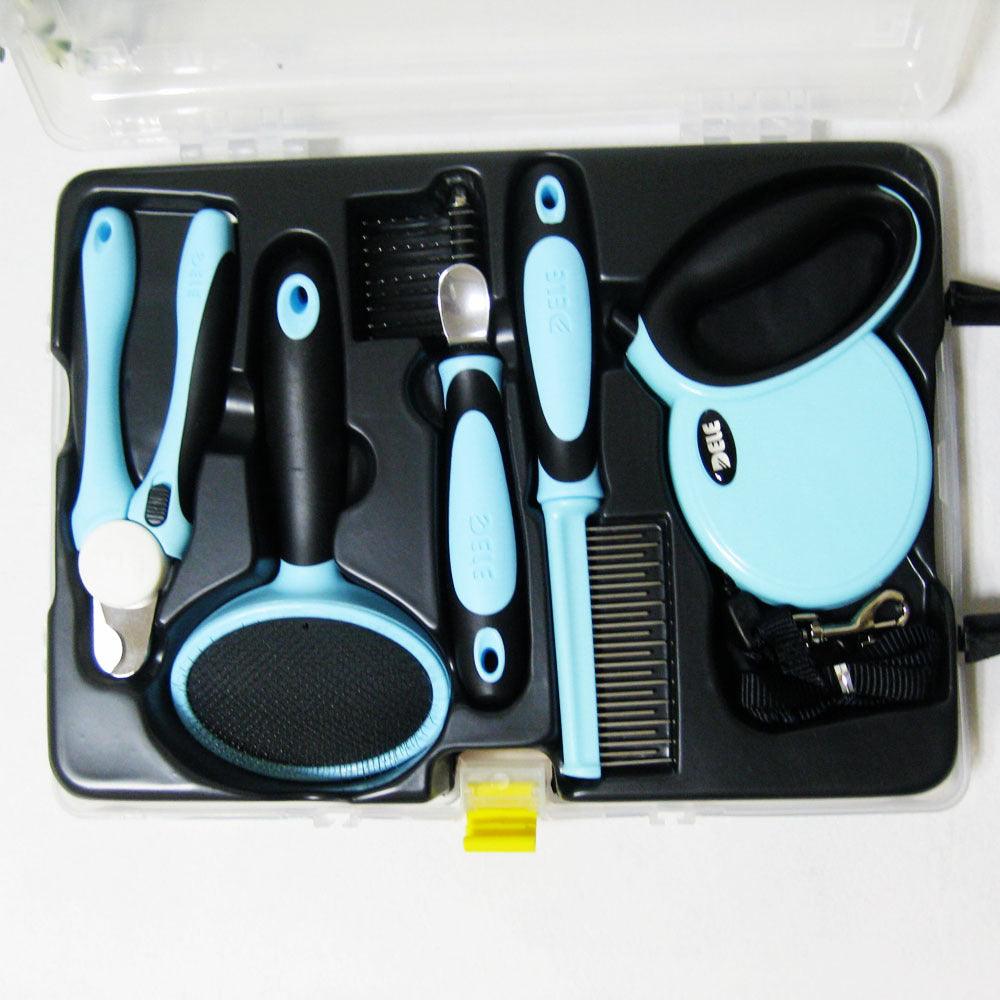 grooming kit with retractable leash.